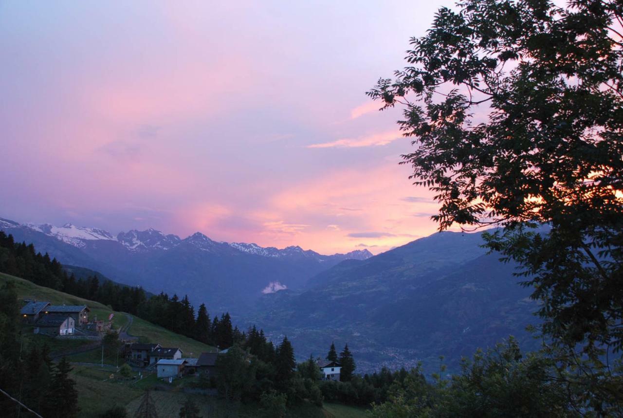 Вилла Maison Grivon Incanto E Vista Sulla Valle Charvensod Экстерьер фото